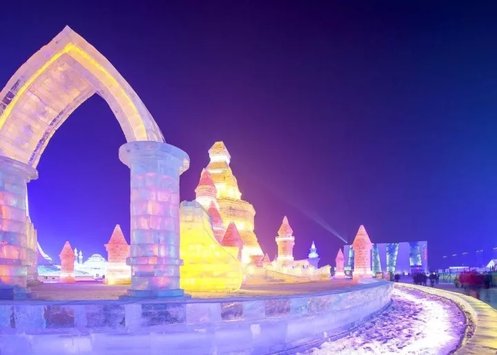 雪鄉(xiāng)今年還坑人嗎，北京去雪鄉(xiāng)旅游現(xiàn)在還能去嗎